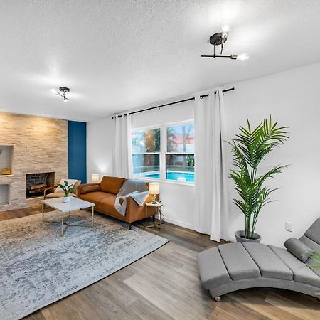 The Blue Villa - Luxury Clearwater By Bluebellaestate ラーゴ エクステリア 写真