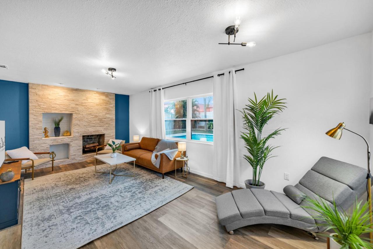 The Blue Villa - Luxury Clearwater By Bluebellaestate ラーゴ エクステリア 写真