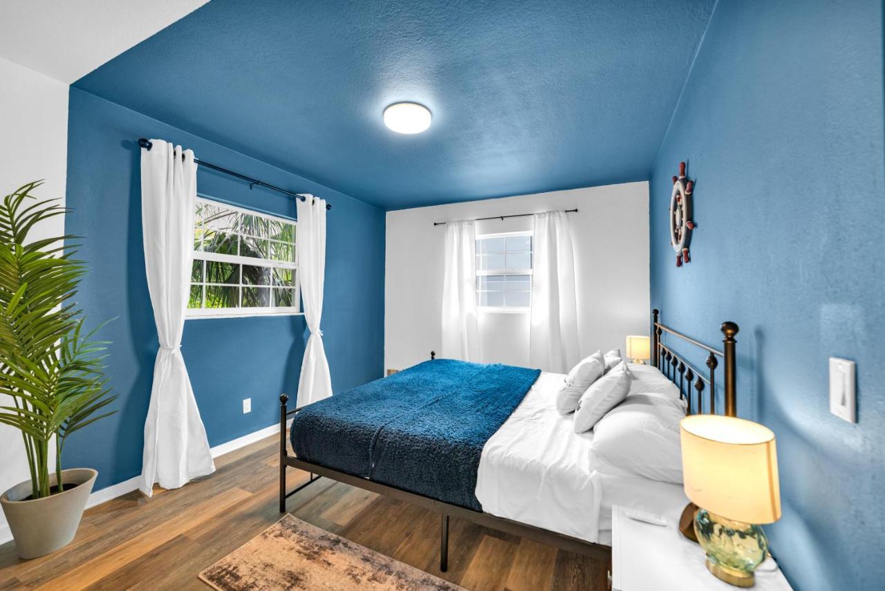 The Blue Villa - Luxury Clearwater By Bluebellaestate ラーゴ エクステリア 写真