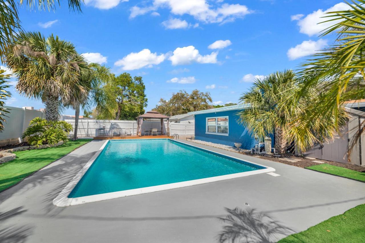The Blue Villa - Luxury Clearwater By Bluebellaestate ラーゴ エクステリア 写真
